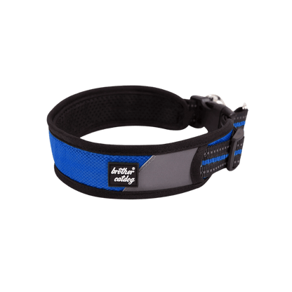 Blue Hunting Dog Collar for Active Pups in the Field